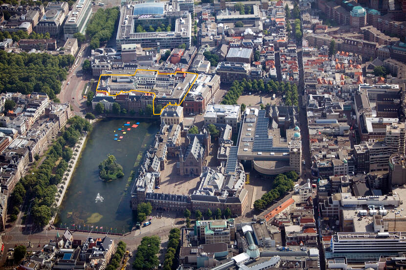 Luchtfoto van het Binnenhof