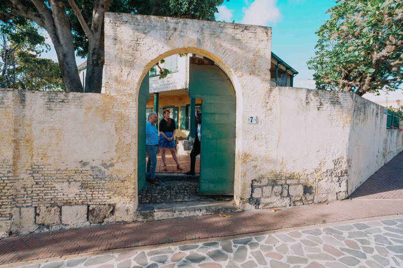 Poortdoorgang Government Guesthouse Sint Eustatius